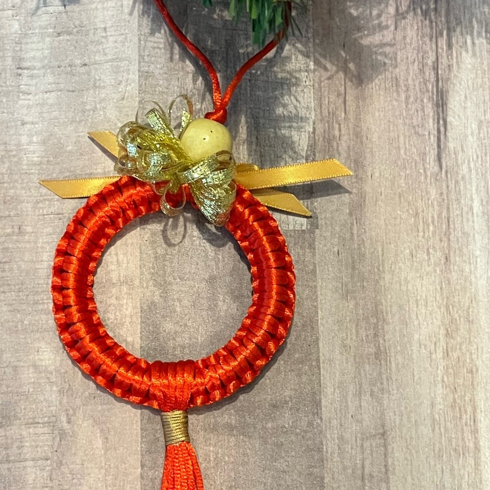 HANDMADE MACRAME CHRISTMAS ORNAMENT - Picture 4 of 9